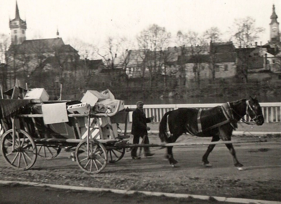 POLIČKA 1938.jpg